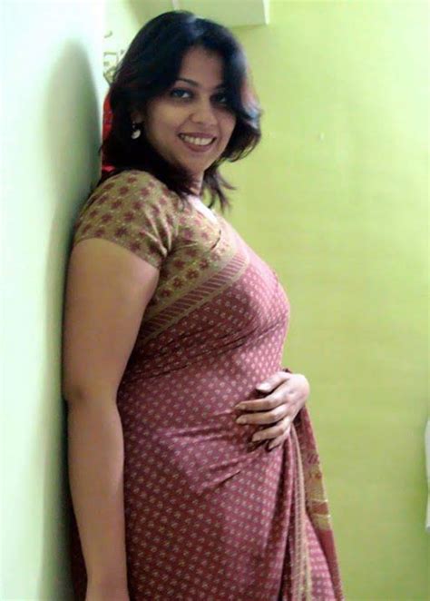 tamil saree aunty porn|Saree Porn (9,586) @ Porzo.com